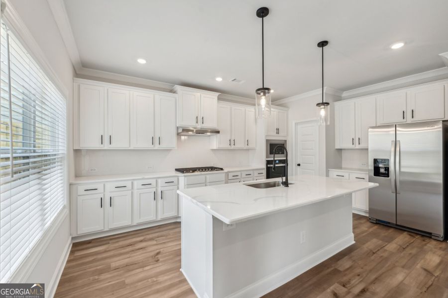 Furnished interior view inside a new home in Ponderosa Farms Manor, Gainesville (Image 5). Furnished interior view inside a new home in Ponderosa Farms Manor, Gainesville (Image 5).