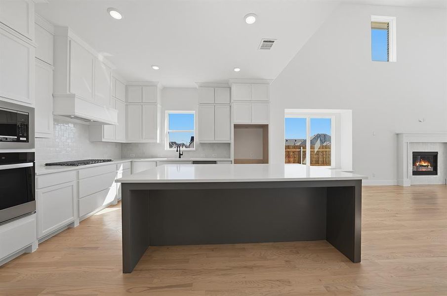 Furnished interior view inside a new home in Tavolo Park, Fort Worth (Image 13).
