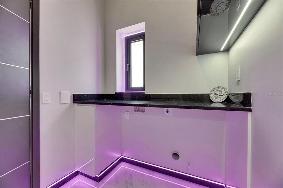 Furnished interior view inside a new home in , Apollo Beach (Image 8).