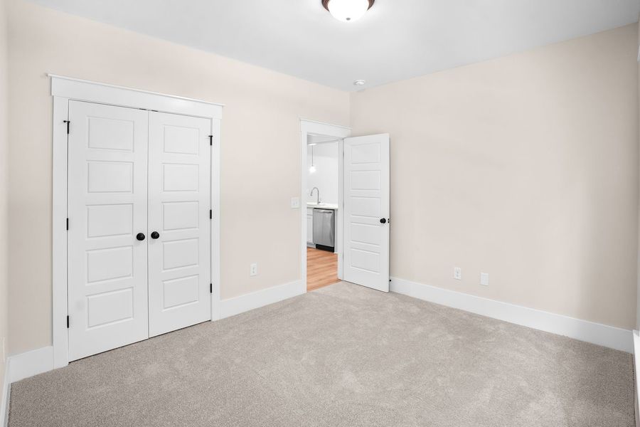 Spacious, unfurnished interior of a new home in The Sanctuary at Sunset Beach, Sunset Beach (Image 22).