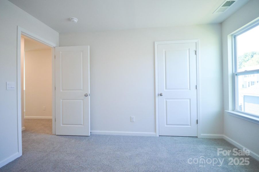 Spacious, unfurnished interior of a new home in Valleywood Farms, Waynesville (Image 29). Spacious, unfurnished interior of a new home in Valleywood Farms, Waynesville (Image 29).