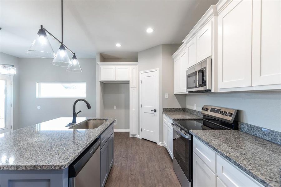 Furnished interior view inside a new home in , Abilene (Image 5).