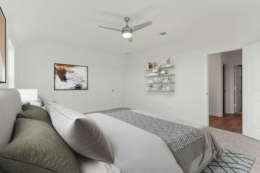 Furnished interior view inside a new home in Grand Cay Harbour, Texas City (Image 11).