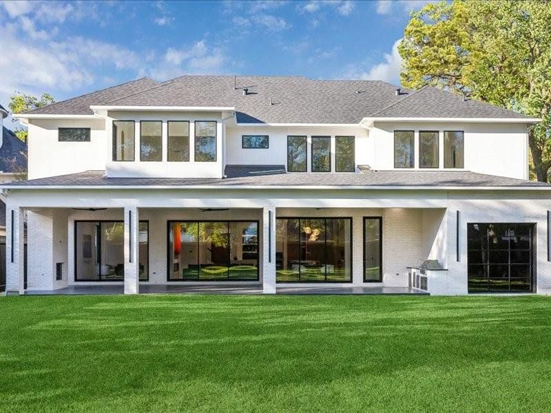 Exterior details and patio area of a home in , Houston (Image 28).