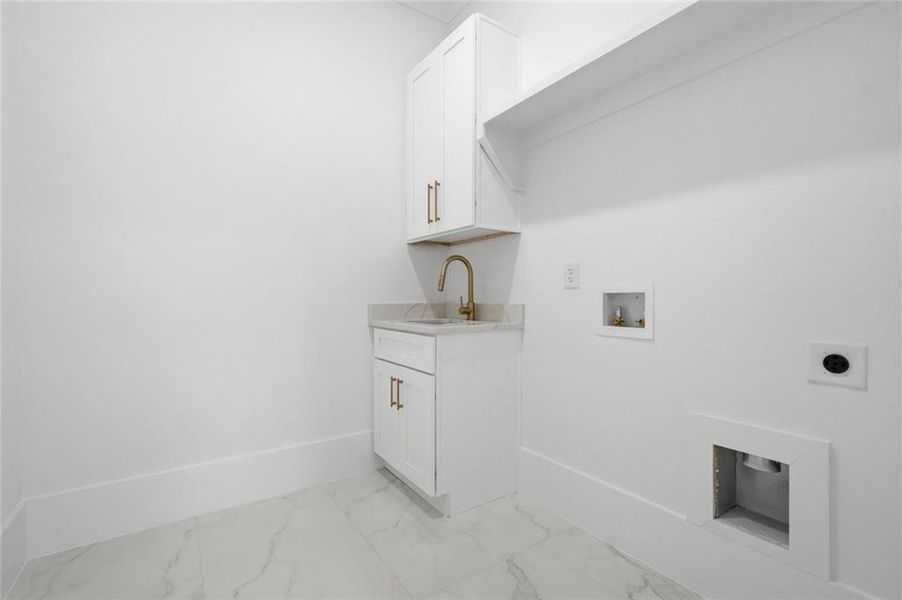 Image 47 of a home in .
