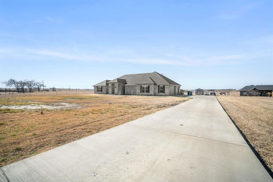 Image 34 of a home in .