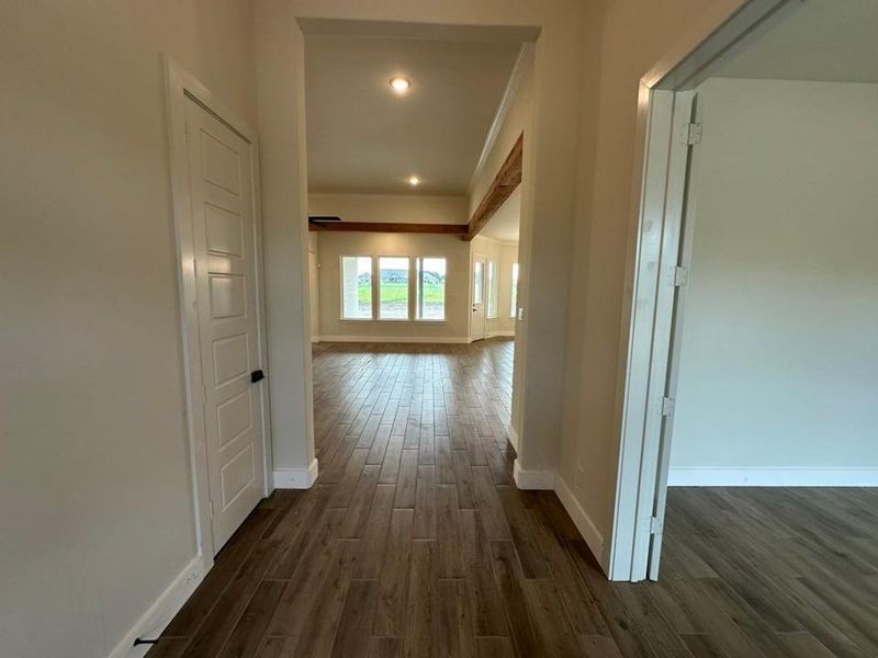 Spacious, unfurnished interior of a new home in Fannin Ranch, Leonard (Image 18).