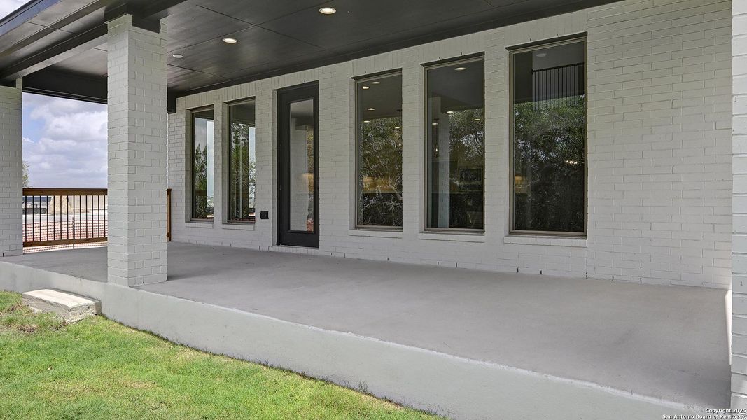 Image 25 of a home in Esperanza 60'. Image 25 of a home in Esperanza 60'.