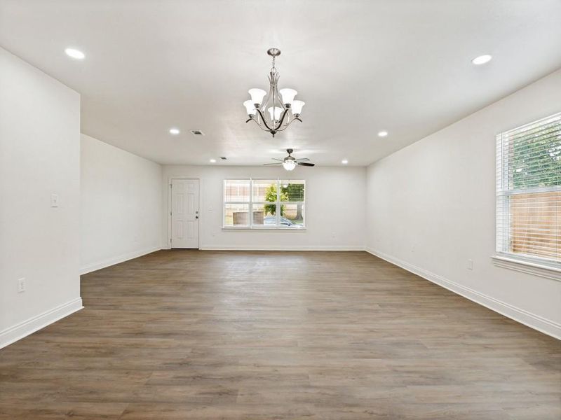 Spacious, unfurnished interior of a new home in , Dallas (Image 13).