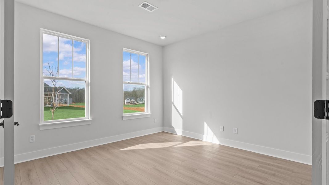 Furnished interior view inside a new home in Fox Hollow, Spartanburg (Image 7).