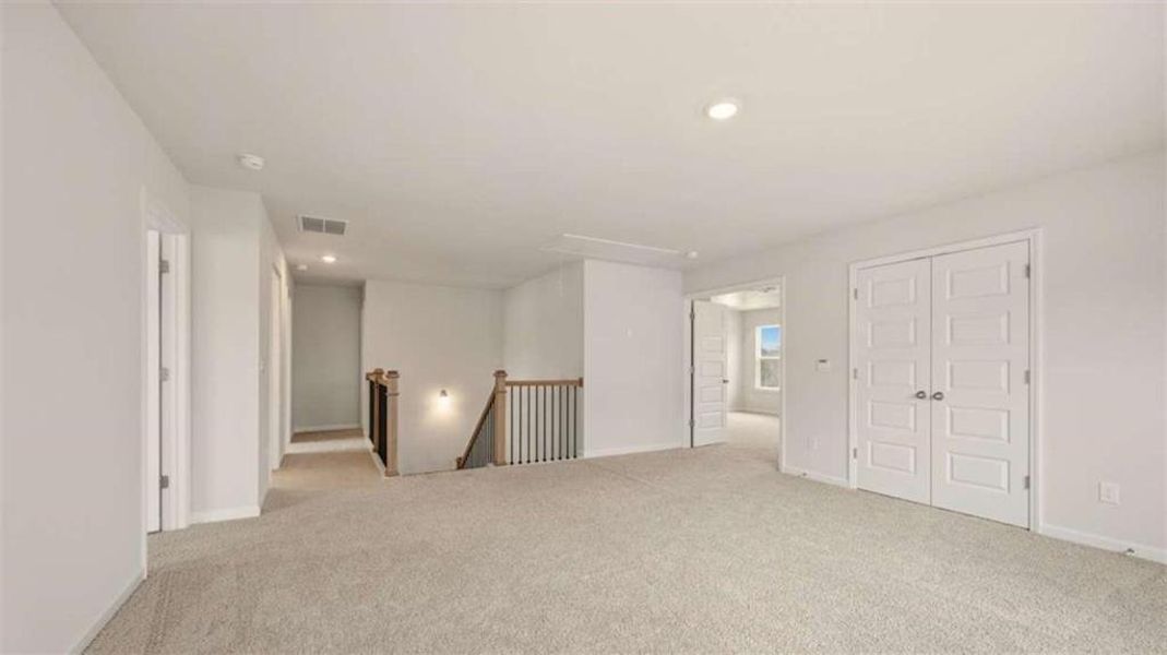 Spacious, unfurnished interior of a new home in The Gates at Pates Creek, Hampton (Image 19).