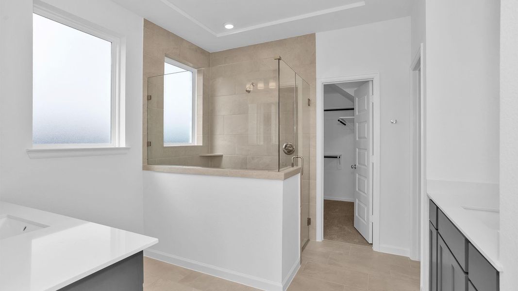 Furnished interior view inside a new home in Brookewater, Rosenberg (Image 8).