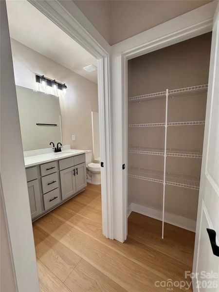 Image 36 of a home in .