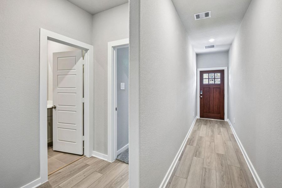 Photo is not of the actual home but is an inspirational photo of builder’s model home and may depict options, furnishings, and/or decorator features that are not included. Photo is not of the actual home but is an inspirational photo of builder’s model home and may depict options, furnishings, and/or decorator features that are not included.