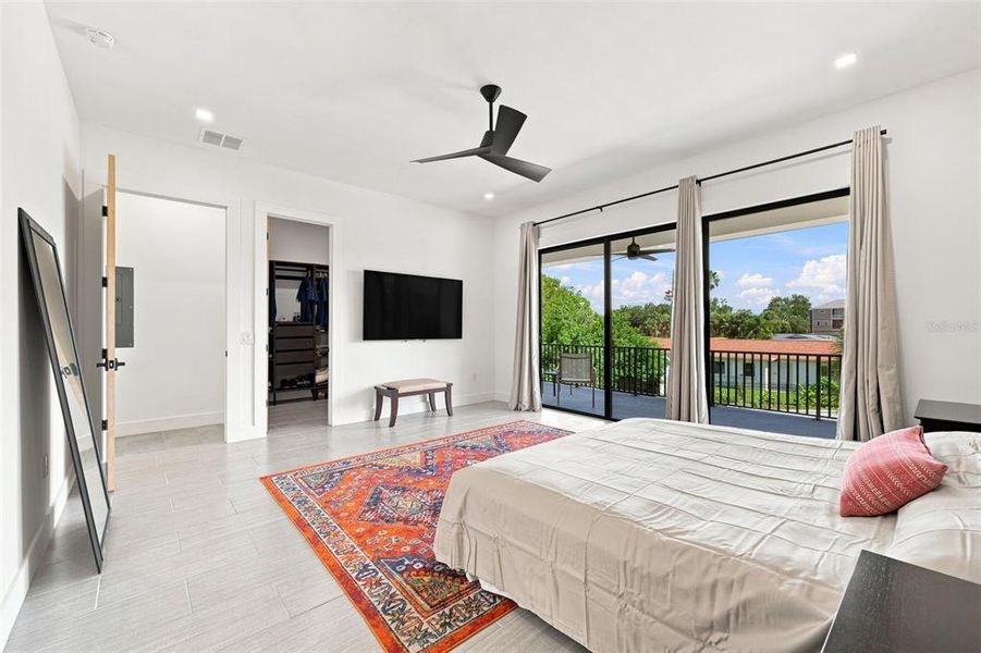 Furnished interior view inside a new home in , Port Richey (Image 51).