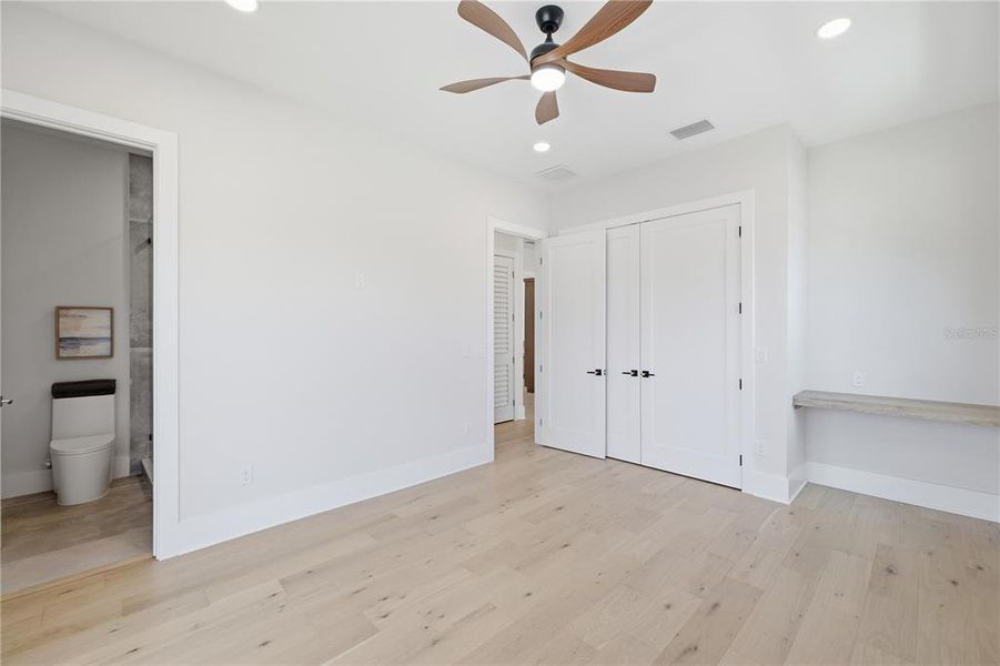 Spacious, unfurnished interior of a new home in , Tampa (Image 78). Spacious, unfurnished interior of a new home in , Tampa (Image 78).