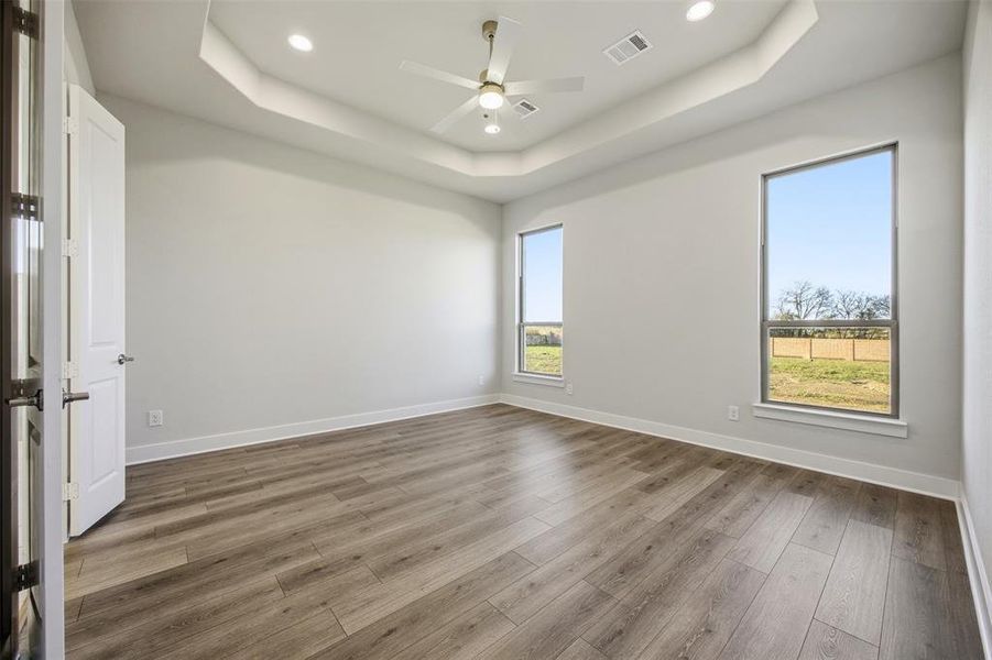 Spacious, unfurnished interior of a new home in Levante - 1 Acre Lots, Waxahachie (Image 24). Spacious, unfurnished interior of a new home in Levante - 1 Acre Lots, Waxahachie (Image 24).