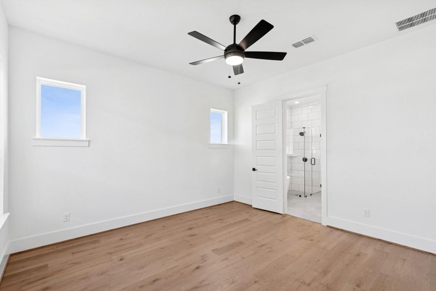 Spacious, unfurnished interior of a new home in Easthaven at Bridgeland Central - Horizon Collection, Cypress (Image 25).