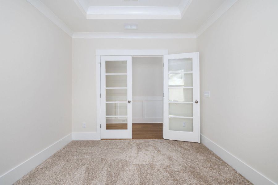Spacious, unfurnished interior of a new home in , Charleston (Image 38).