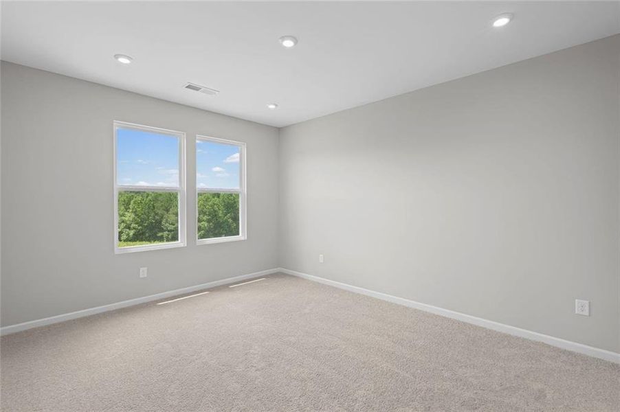 Spacious, unfurnished interior of a new home in Villas at Gold Creek, Dawsonville (Image 15).