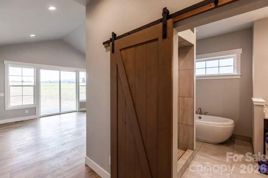 Image 41 of a home in .