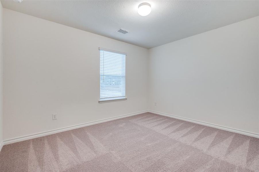 Spacious, unfurnished interior of a new home in Eagle Creek, Denton (Image 23). Spacious, unfurnished interior of a new home in Eagle Creek, Denton (Image 23).
