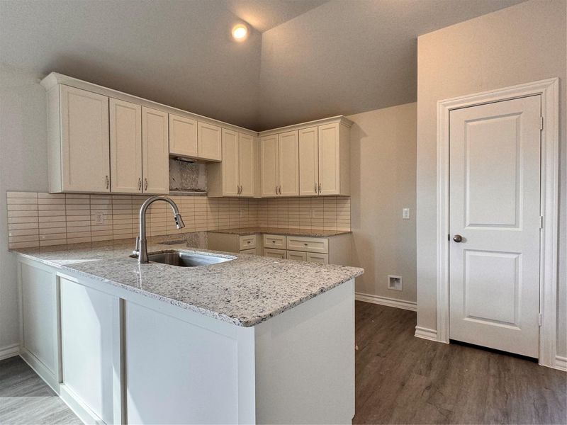 Furnished interior view inside a new home in Santa Fe, Cleveland (Image 6).
