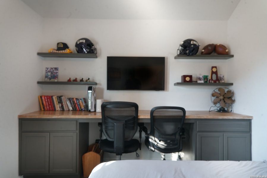 Furnished interior view inside a new home in , Belton (Image 12).