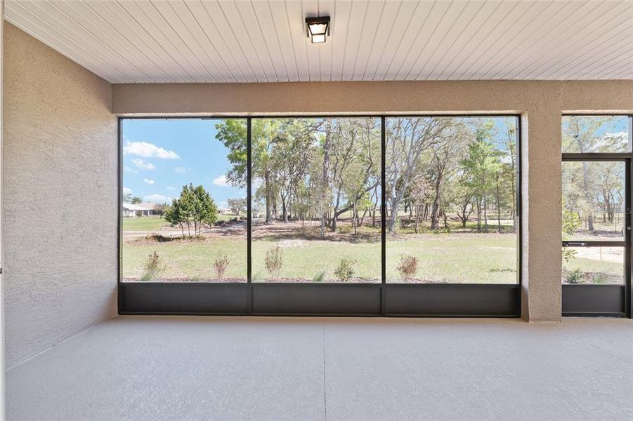 Exterior details and patio area of a home in , Ocala (Image 34).