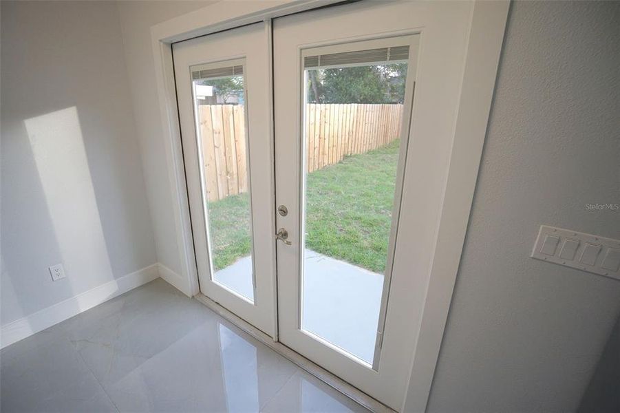 Spacious, unfurnished interior of a new home in , Lakeland (Image 24).