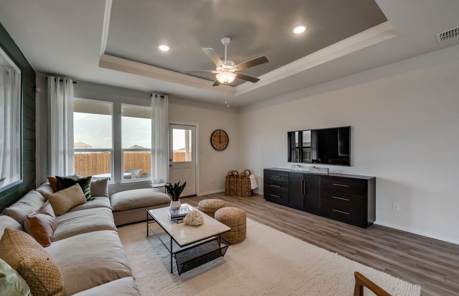Representative furnished interior of a home built from the Eastgate by Centex in Cottonwood Creek, Howe (Image 13).