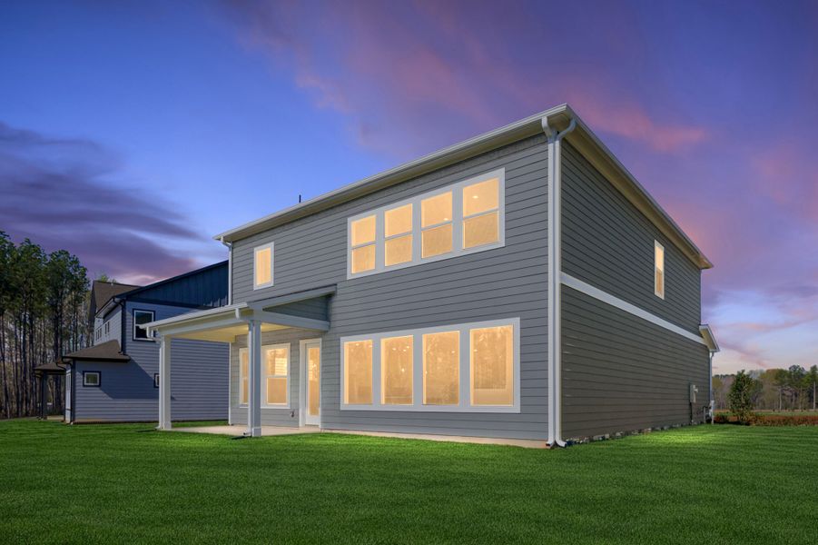 Representative exterior details of a home built from the The Starflower by David Weekley Homes in Hardy Pond, Rock Hill (Image 3).