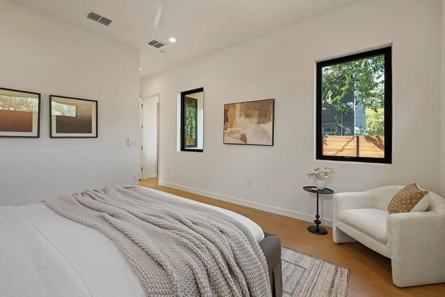 Furnished interior view inside a new home in , Austin (Image 28). Furnished interior view inside a new home in , Austin (Image 28).