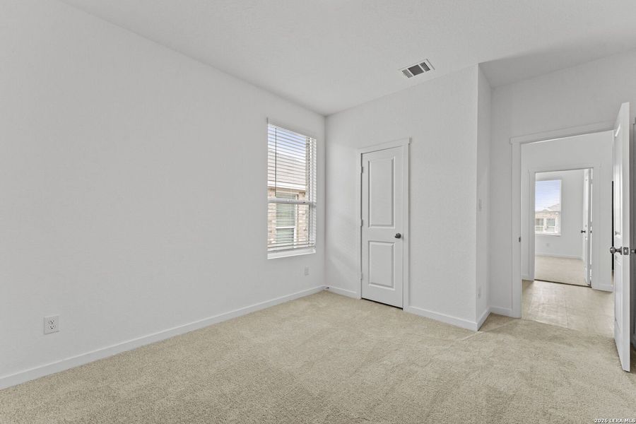 Spacious, unfurnished interior of a new home in Grace Valley, Marion (Image 20).