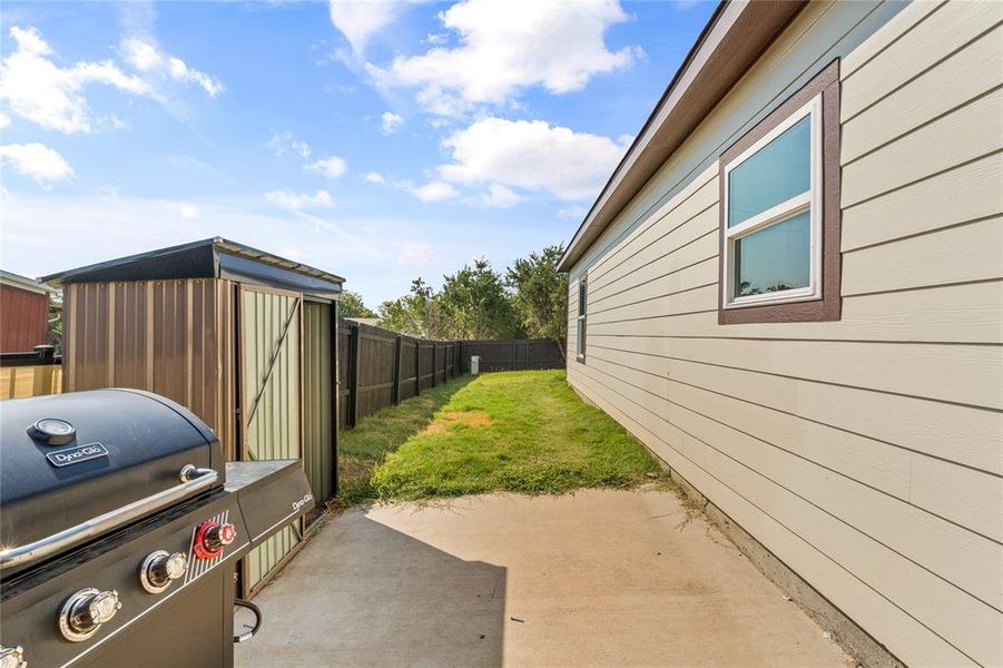 Front exterior of a new home in , Granbury, TX, highlighting curb appeal (Image 30). Front exterior of a new home in , Granbury, TX, highlighting curb appeal (Image 30).