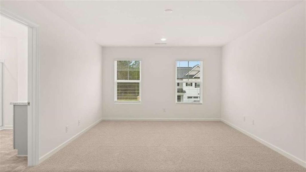 Spacious, unfurnished interior of a new home in Champion's Run, Lithonia (Image 19).