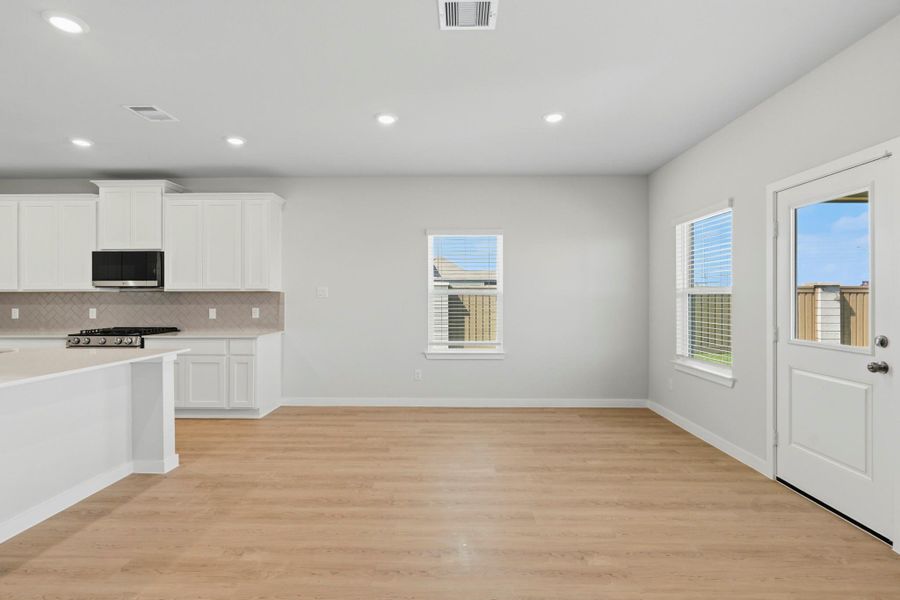Spacious, unfurnished interior of a new home in Mirabella, Brookshire (Image 21). Spacious, unfurnished interior of a new home in Mirabella, Brookshire (Image 21).