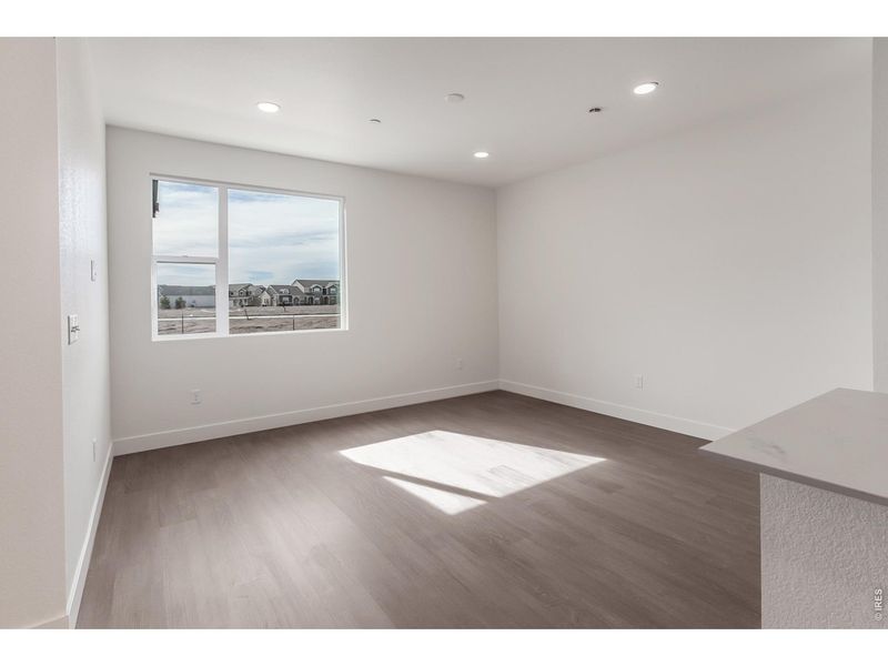 Spacious, unfurnished interior of a new home in , Timnath (Image 25).