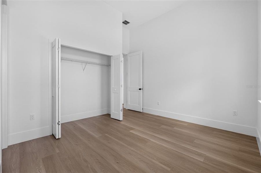 Spacious, unfurnished interior of a new home in , Port Charlotte (Image 32).