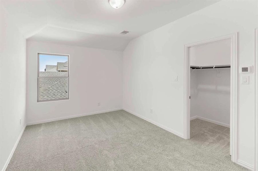 Spacious, unfurnished interior of a new home in Coyote Meadows 50s, Anna (Image 22). Spacious, unfurnished interior of a new home in Coyote Meadows 50s, Anna (Image 22).