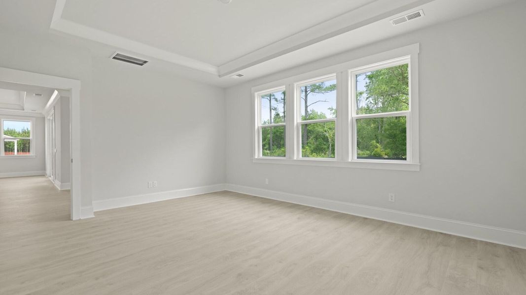 Spacious, unfurnished interior of a new home in Berkeley Bay, Ridgeville (Image 33).