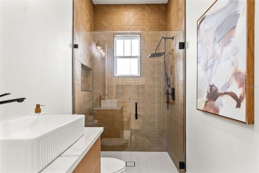 Furnished interior view inside a new home in , Seminole (Image 31).