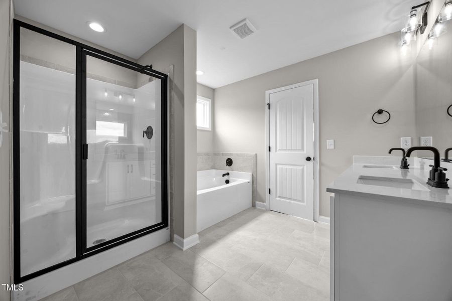 31-web-or-mls-IMG_0501 31-web-or-mls-IMG_0501