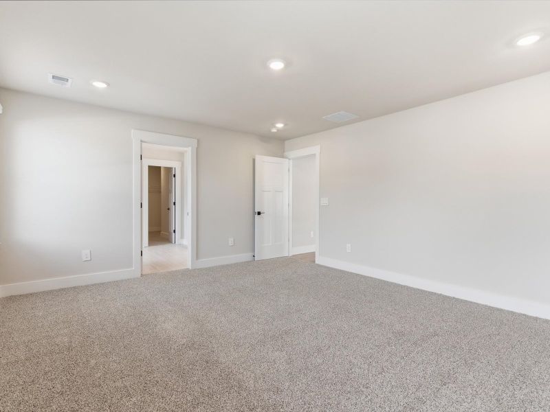 Spacious, unfurnished interior of a new home in Cedar Shoals - Signature Collection, Piedmont (Image 14).
