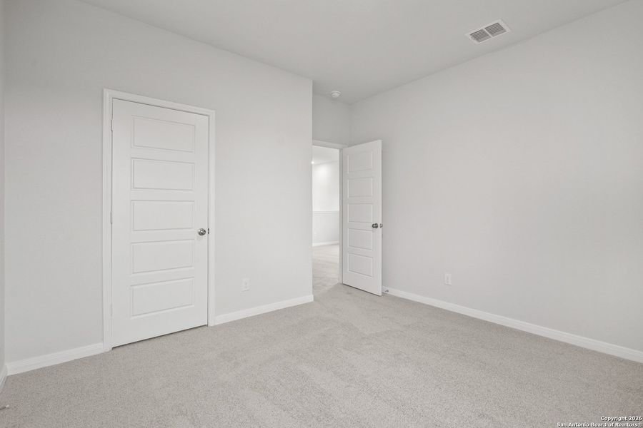 Spacious, unfurnished interior of a new home in Katzer Ranch, Converse (Image 20).