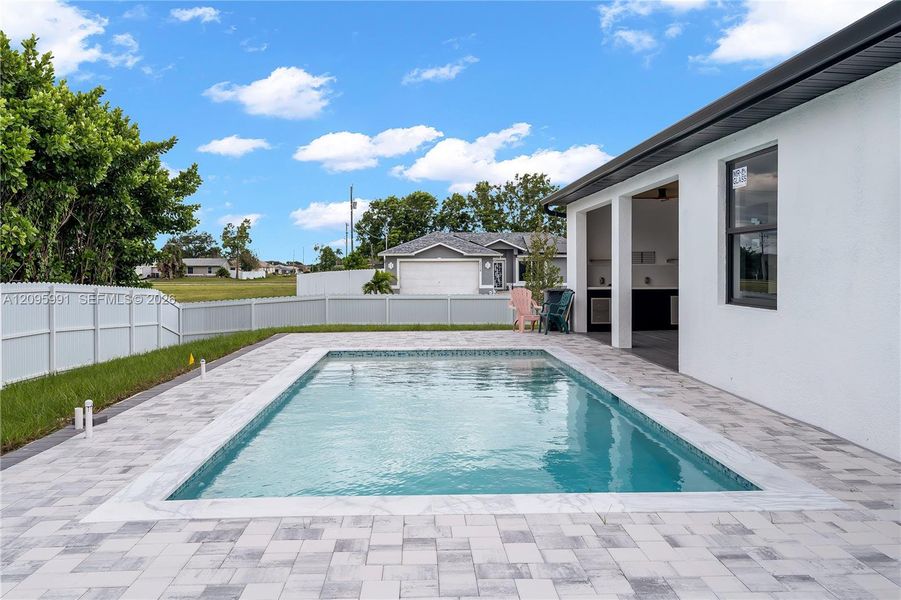 Exterior details and patio area of a home in , Cape Coral (Image 30).