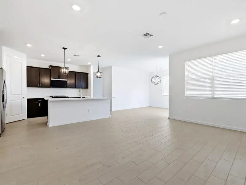 Spacious, unfurnished interior of a new home in Bella Vista Farms Estate Series, San Tan Valley (Image 7). Spacious, unfurnished interior of a new home in Bella Vista Farms Estate Series, San Tan Valley (Image 7).
