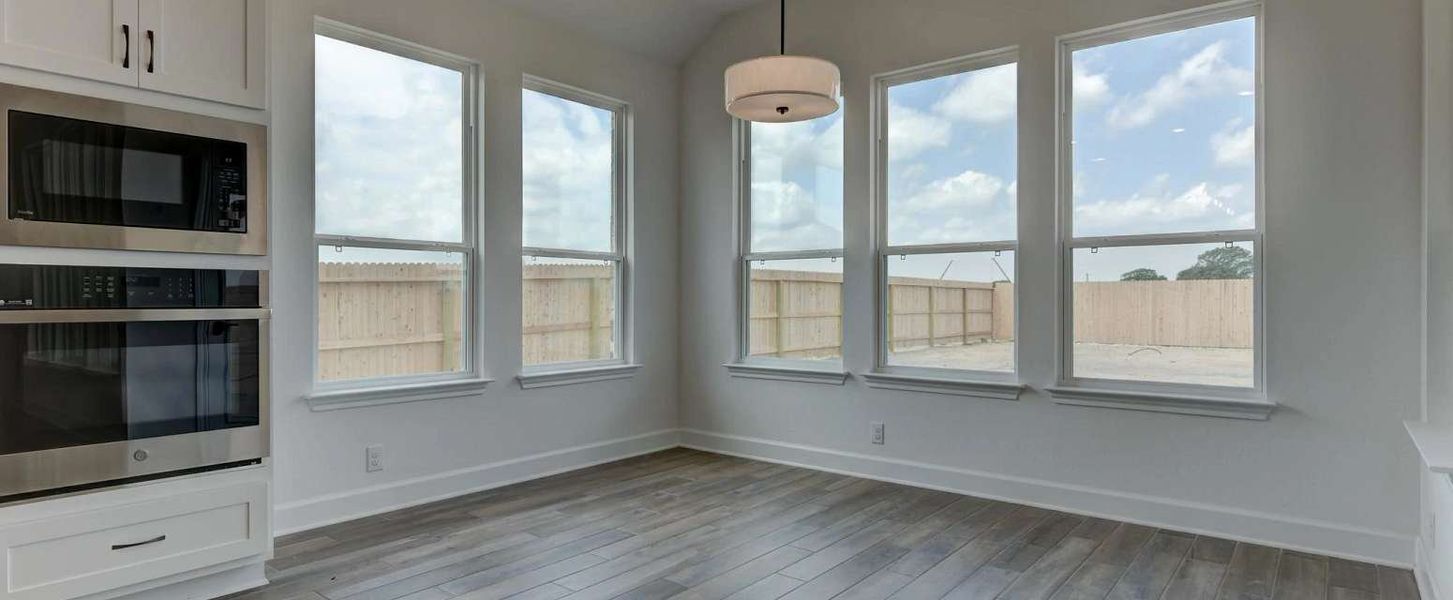 Representative unfurnished interior of a home built from the Ellington by Ashton Woods in Megan's Landing 70's, Castroville (Image 13).