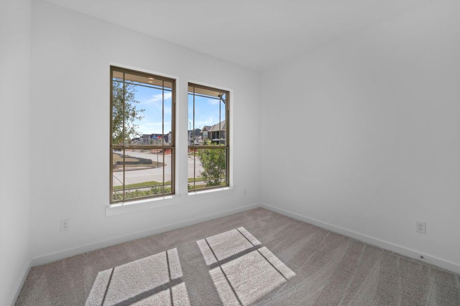 Spacious, unfurnished interior of a new home in Sienna 45', 50', Missouri City (Image 27). Spacious, unfurnished interior of a new home in Sienna 45', 50', Missouri City (Image 27).