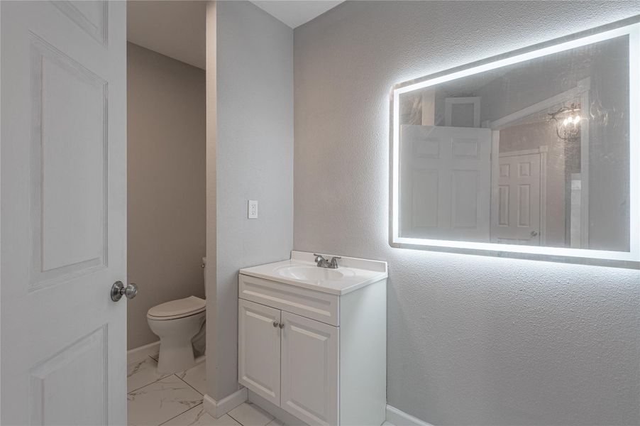 Furnished interior view inside a new home in , Huntsville (Image 9).